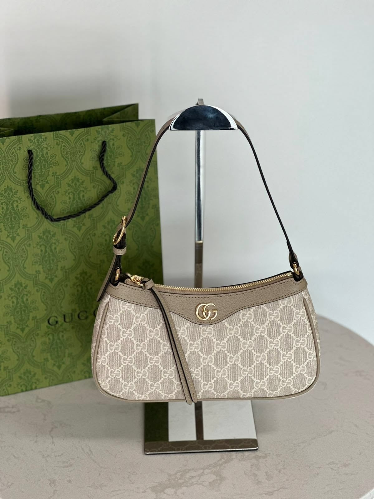 Gucci Ophidia Small Shoulder Bag